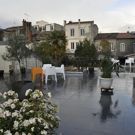 La - Chambres D'hotes Bed & Breakfast *